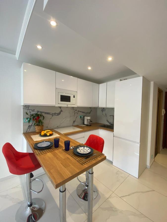 Le Royal, Spacious Seaside Apartment Rooftop And Pool Nisa Exterior foto